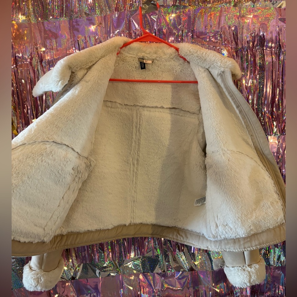 Faux Fur Buckle Jacket - Picture 9 of 11